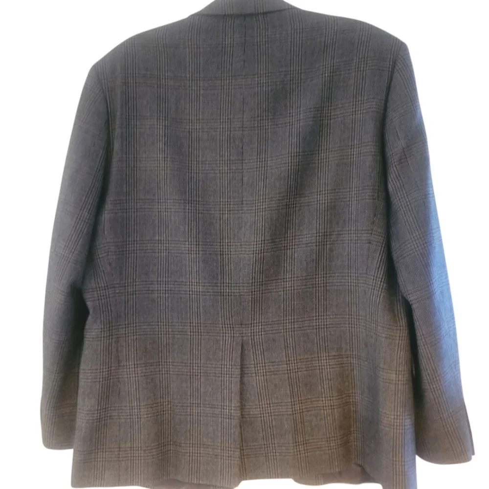 NWOT Ralph Lauren Men's Gray and Black Plaid Suit Jacket - Size 44 R